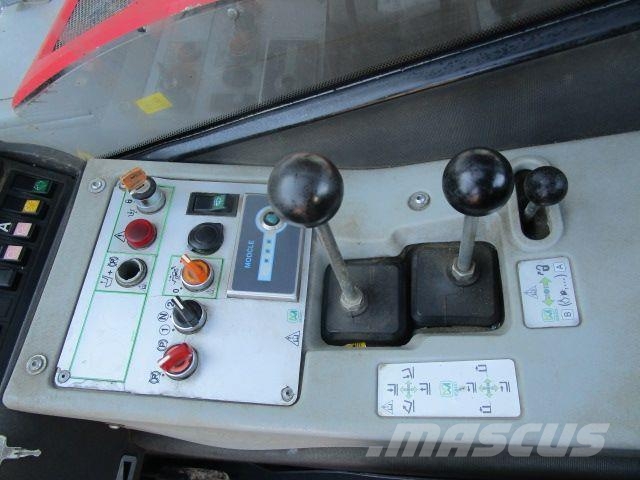 Merlo P38.14 - hydraul. Schnellwechsler - Niveauausgleic Teleskoplader