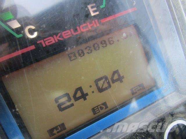 Takeuchi TB 216 - hydraulischer Schnellwechsler + 3 Löffel Minibagger < 7t
