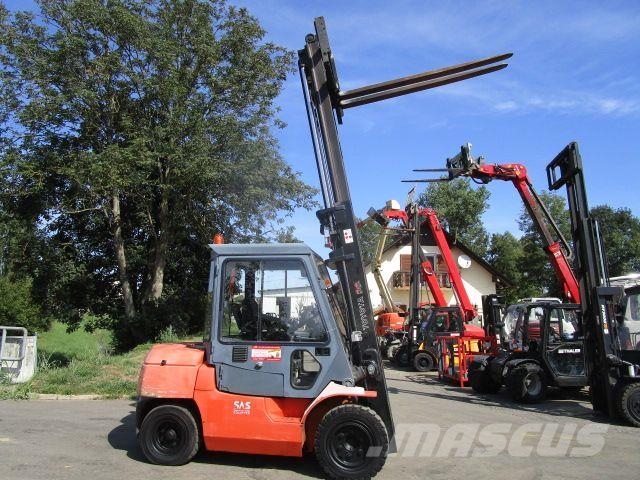 Toyota 3,5 Ton. - Zinkenversteller + Seitenschieber Empilhadores Diesel