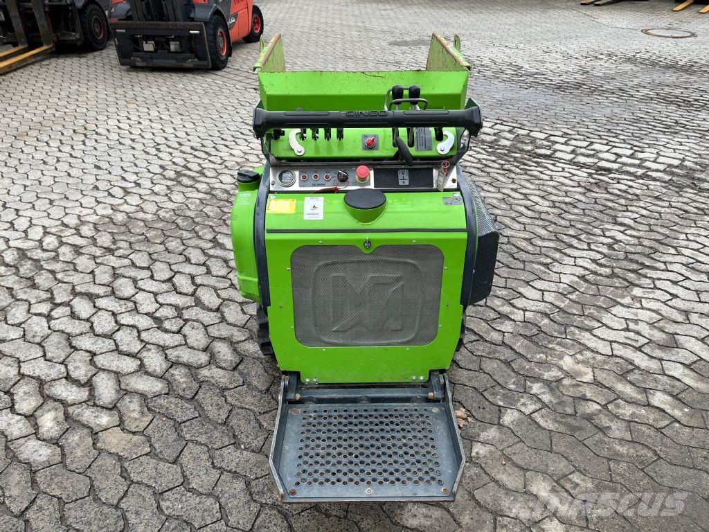 Merlo Cingo M8.3PLUS サイト　ダンプ