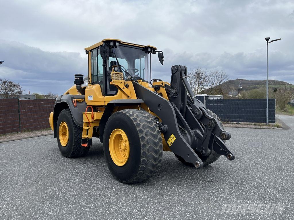 Volvo L110H 輪胎式裝載機