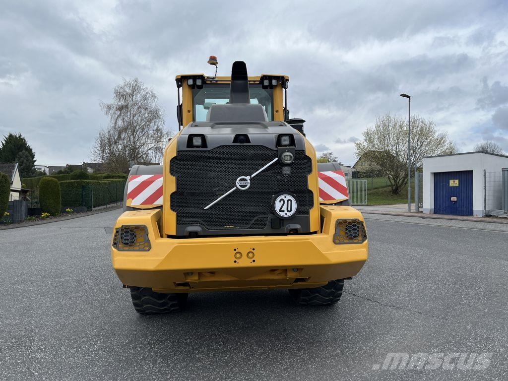 Volvo L110H 輪胎式裝載機