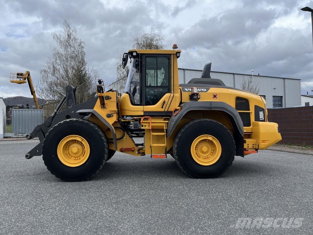 Volvo L110H 輪胎式裝載機