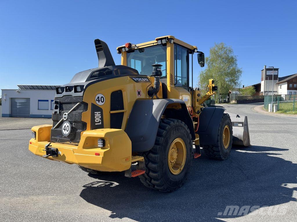 Volvo L90H2 لوادر بعجل