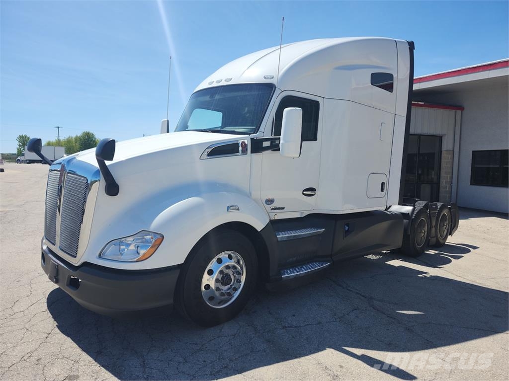 Kenworth T680 Motrici e Trattori Stradali