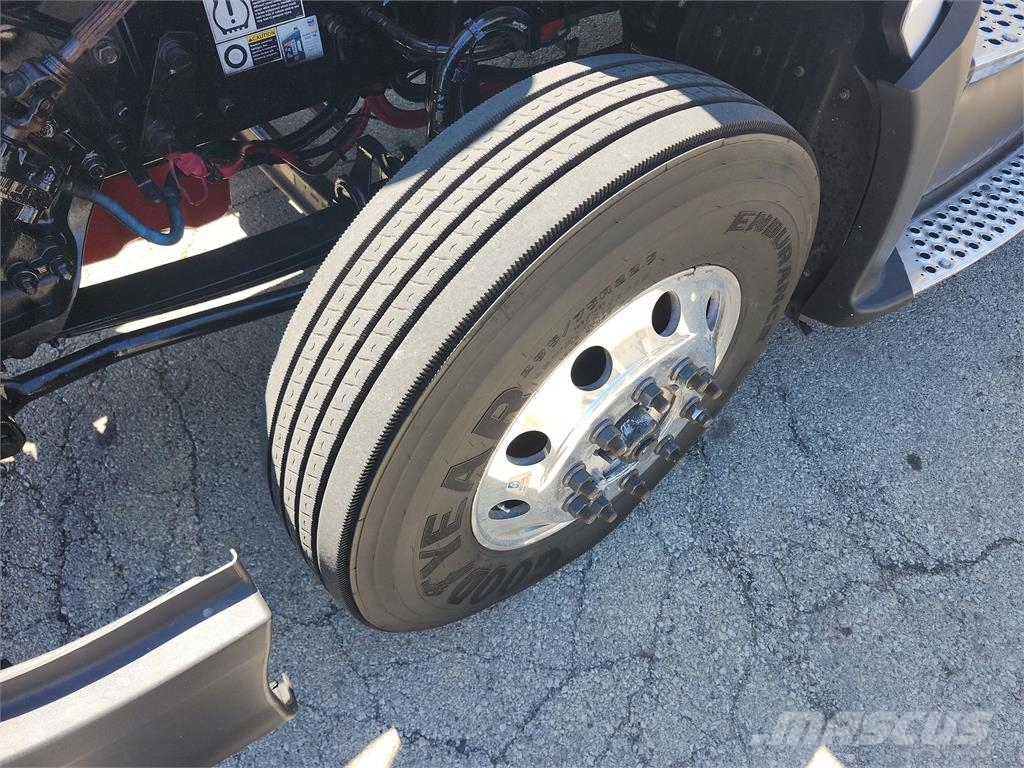 Kenworth T680 Motrici e Trattori Stradali