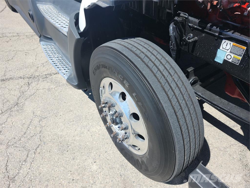 Kenworth T680 Motrici e Trattori Stradali
