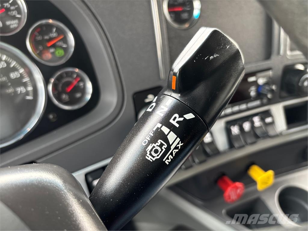 Kenworth T680 트랙터 유닛