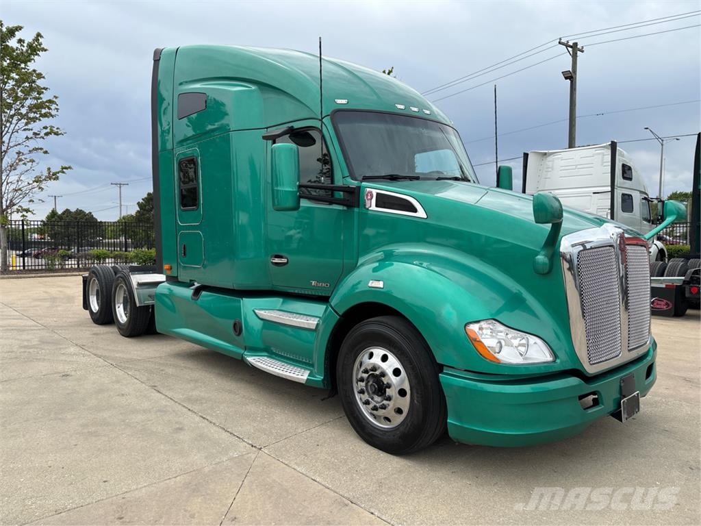 Kenworth T680 트랙터 유닛