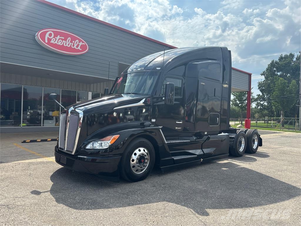 Kenworth T680 Vetopöytäautot