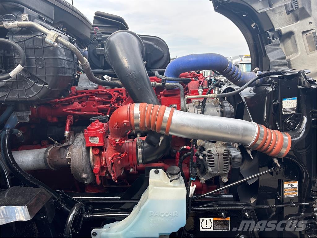 Kenworth T680 Vetopöytäautot