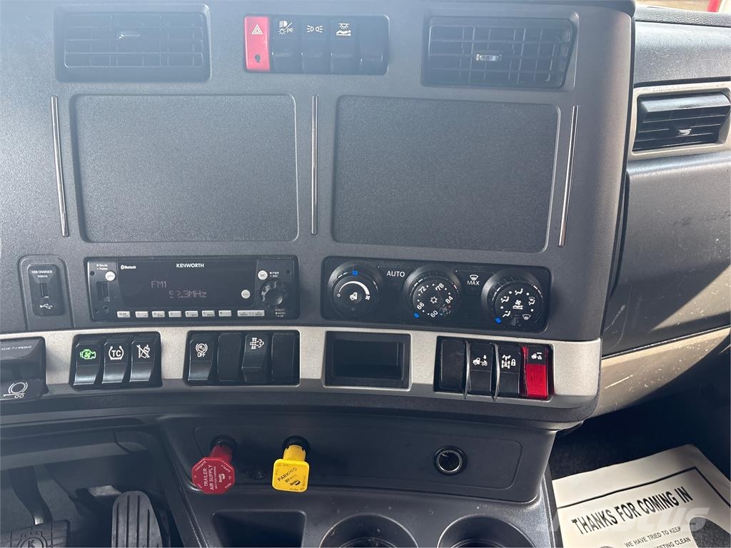 Kenworth T680 Vetopöytäautot