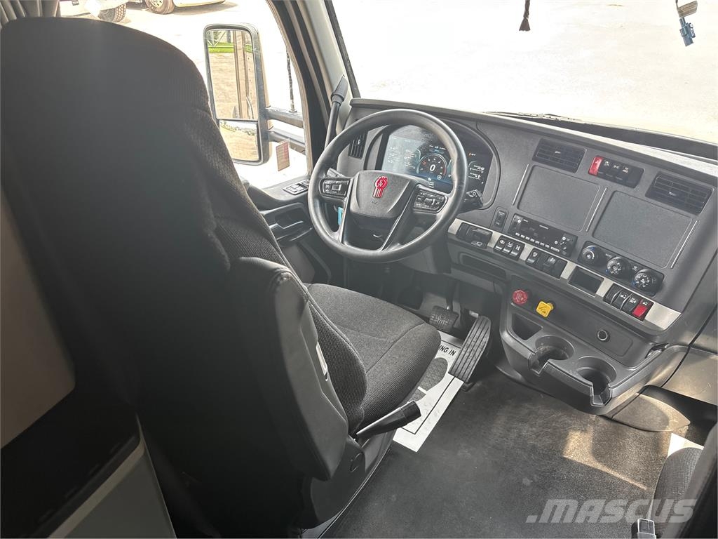 Kenworth T680 Vetopöytäautot