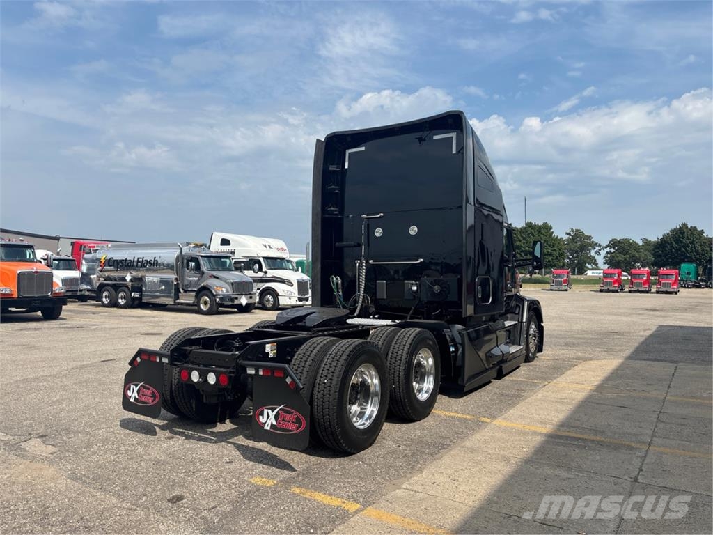 Kenworth T680 Vetopöytäautot
