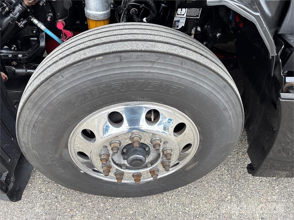 Kenworth T680 Tractores (camiões)