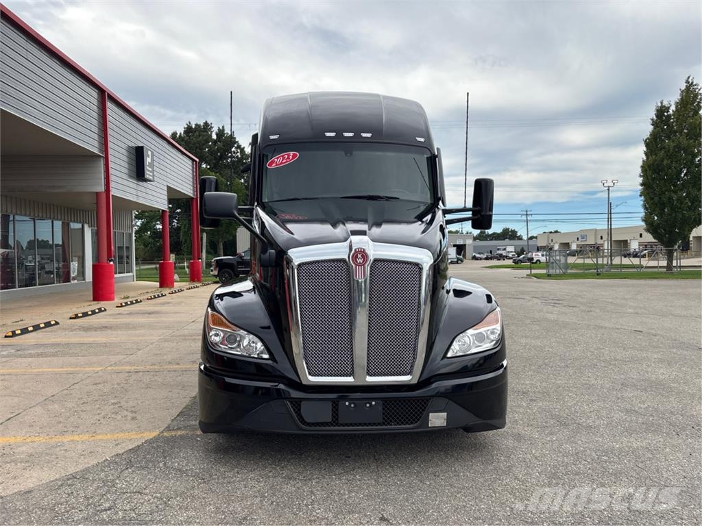 Kenworth T680 Tractores (camiões)