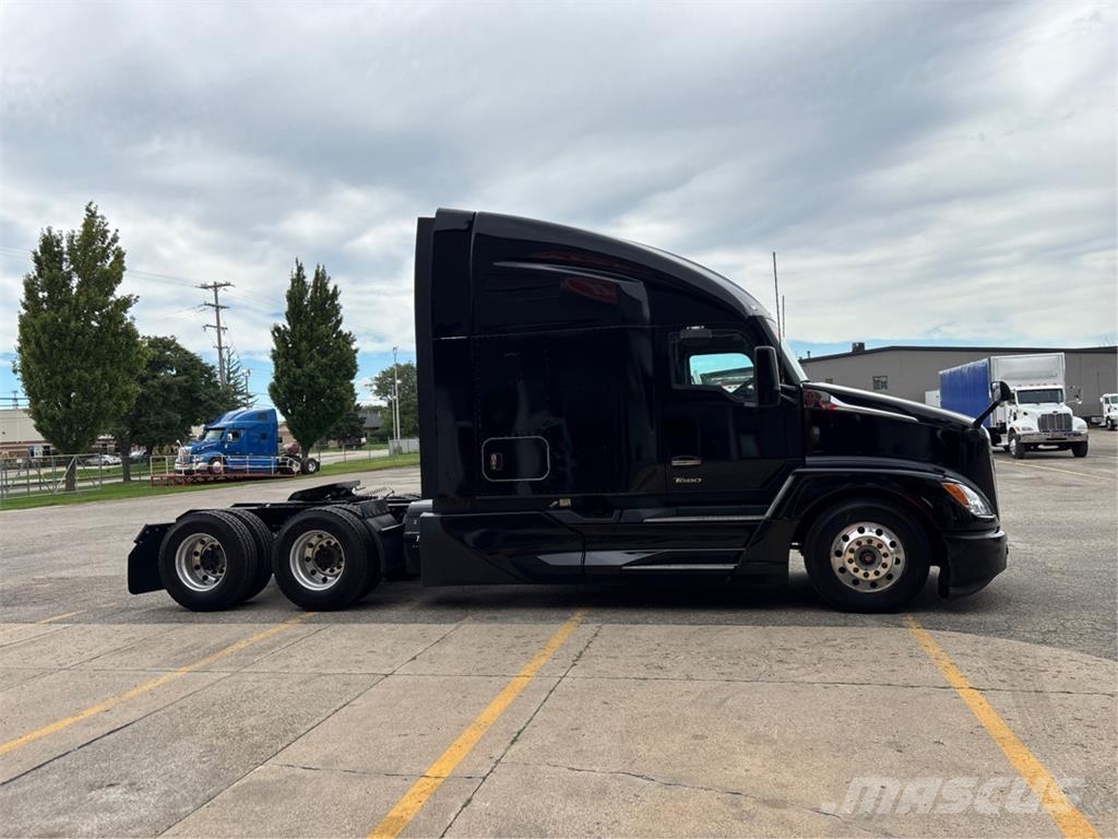 Kenworth T680 Tractores (camiões)