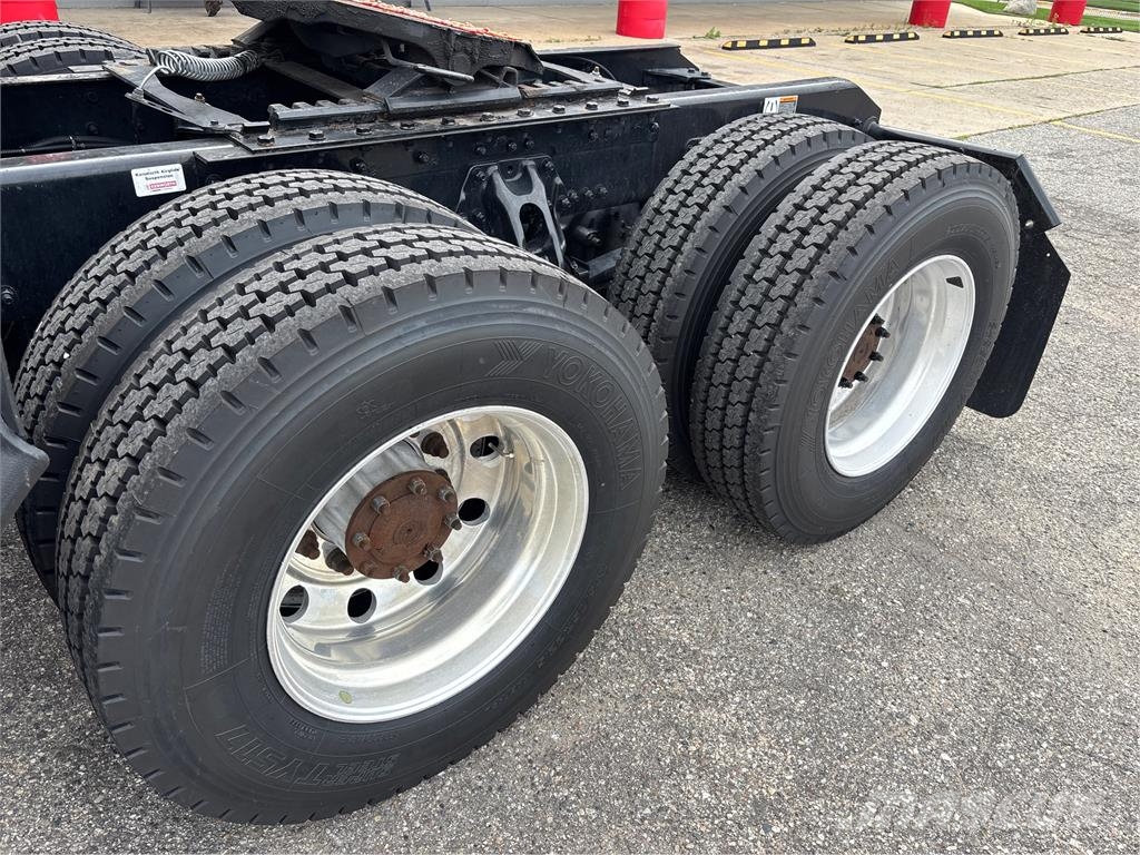 Kenworth T680 Tractores (camiões)