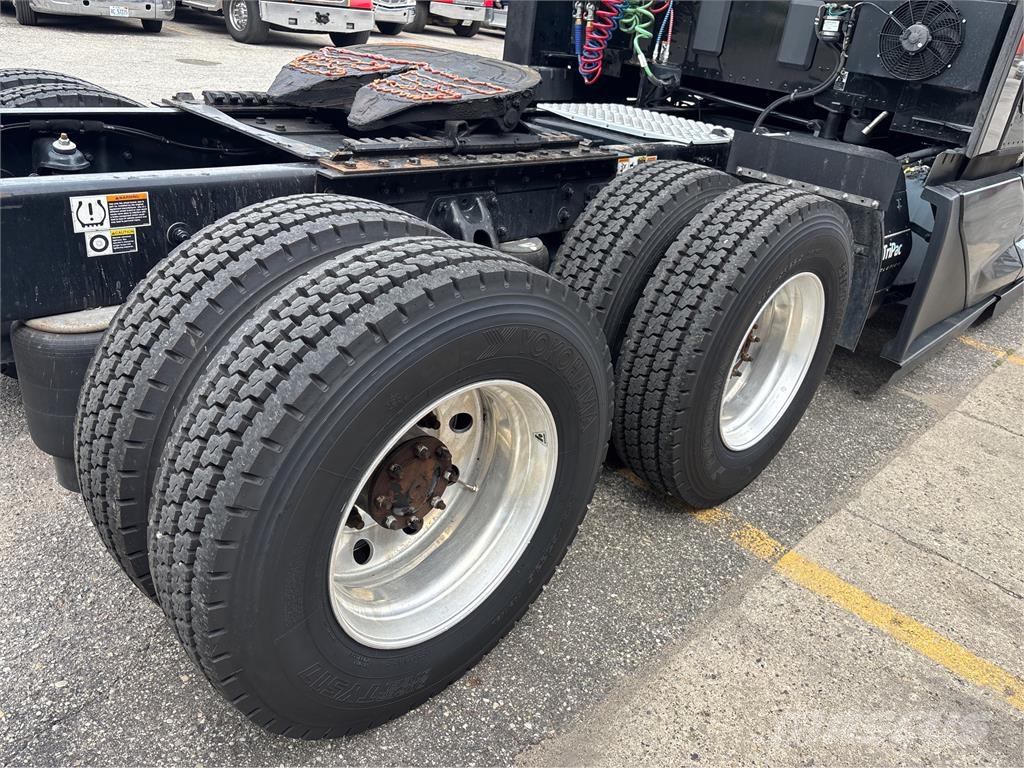 Kenworth T680 Tractores (camiões)