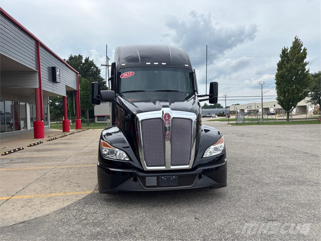 Kenworth T680 Tractores (camiões)