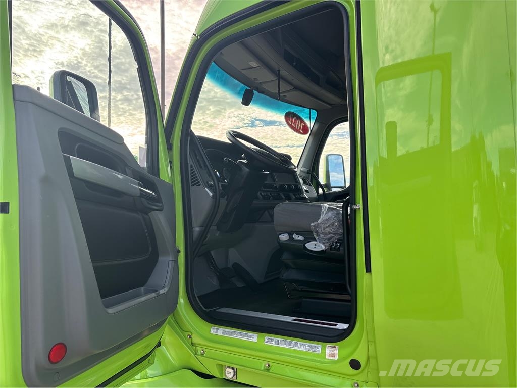 Kenworth T680 وحدات الجر