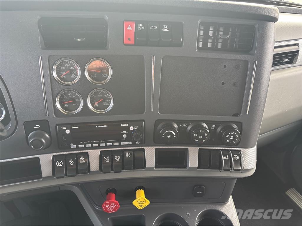 Kenworth T680 وحدات الجر