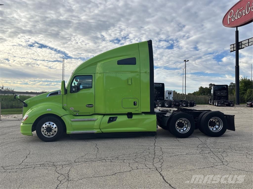 Kenworth T680 وحدات الجر
