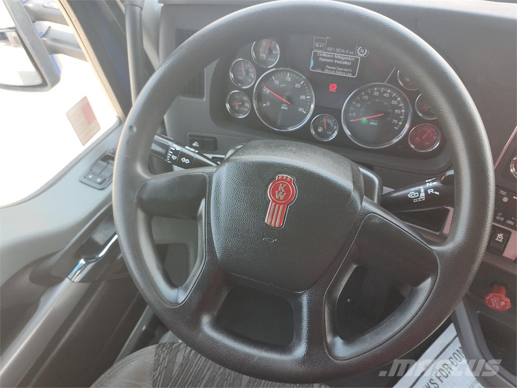 Kenworth T680 Vetopöytäautot