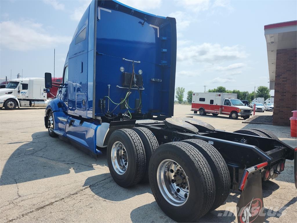 Kenworth T680 Vetopöytäautot
