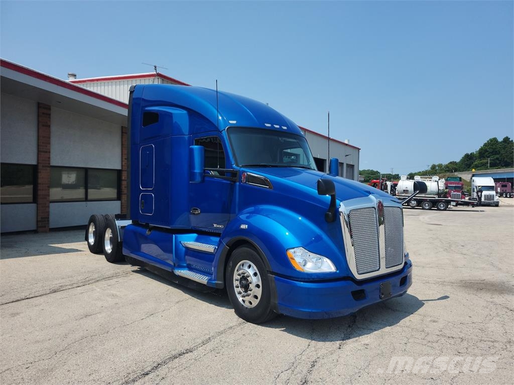 Kenworth T680 Vetopöytäautot