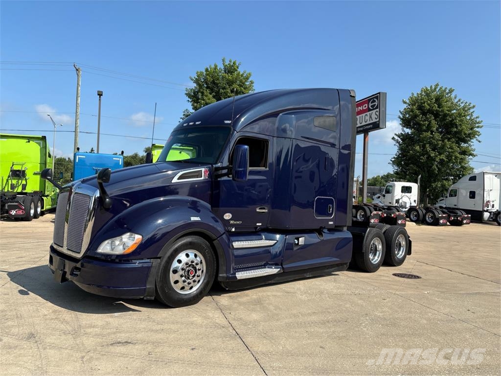 Kenworth T680 트랙터 유닛