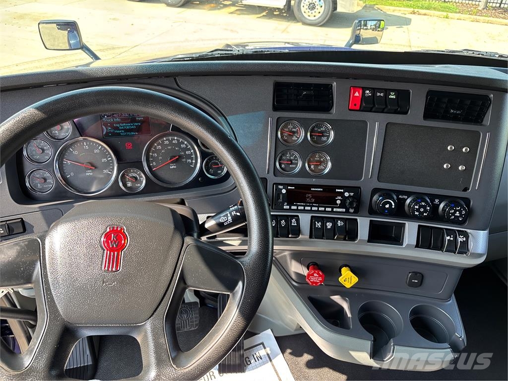 Kenworth T680 트랙터 유닛