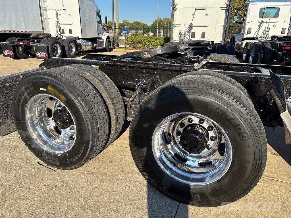 Kenworth T680 Tractor Units