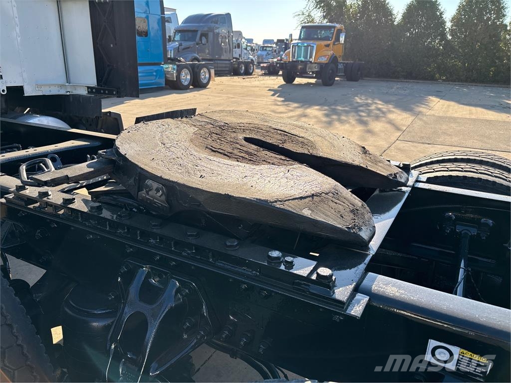 Kenworth T680 Tractor Units