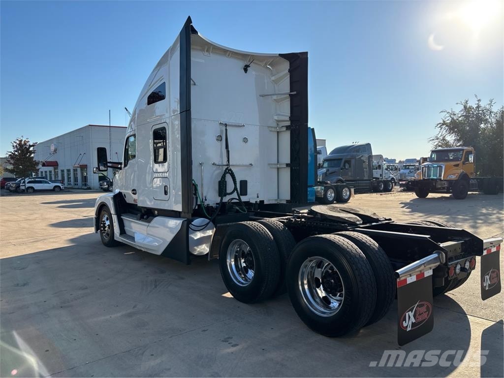 Kenworth T680 Tractor Units