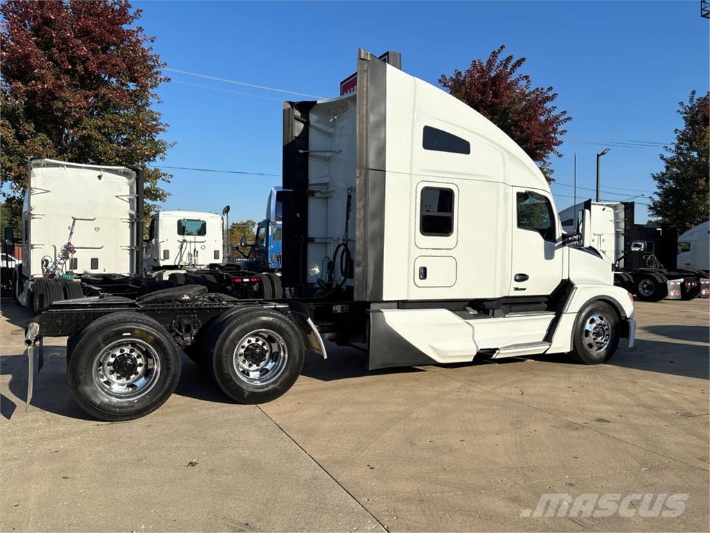 Kenworth T680 Tractor Units