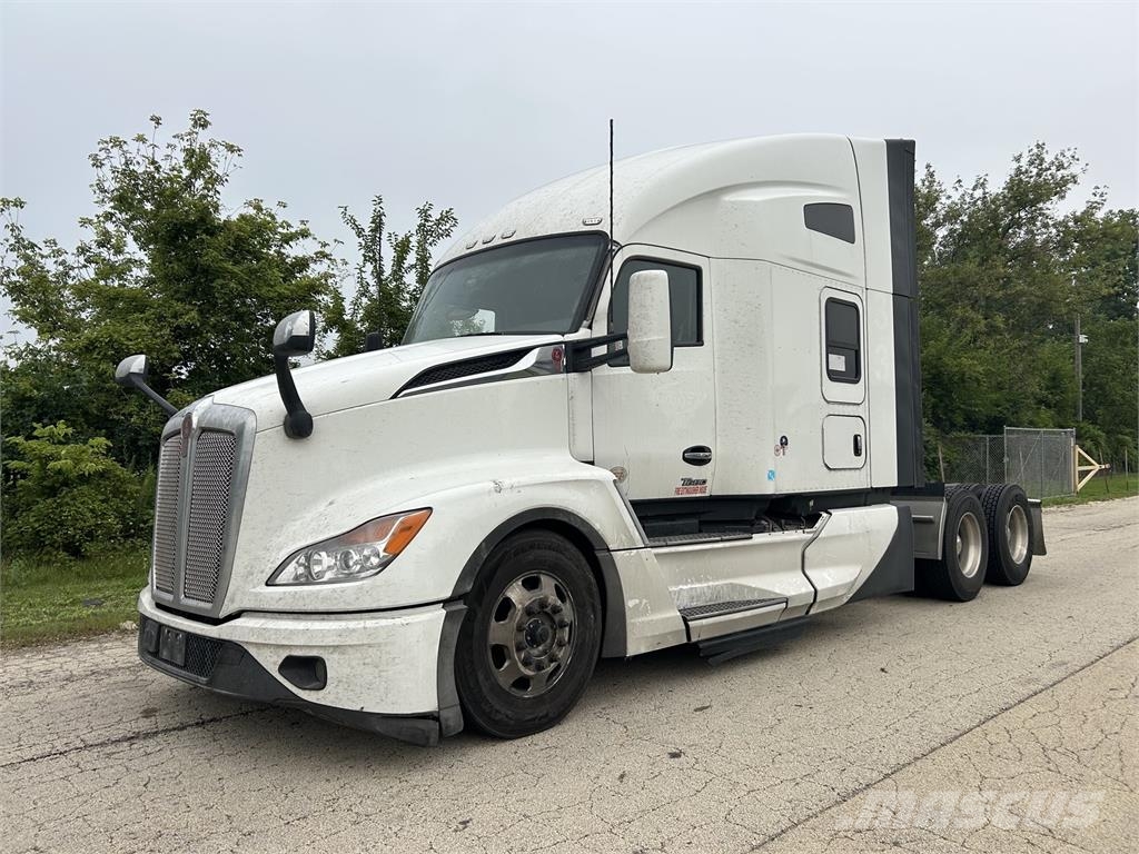 Kenworth T680 Truck Tractor Units