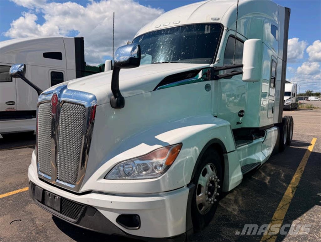 Kenworth T680 Naudoti vilkikai
