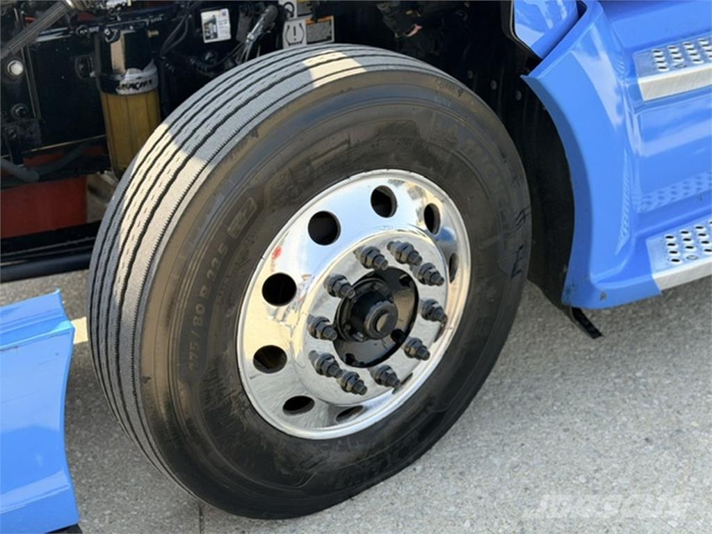 Kenworth T680 牵引车
