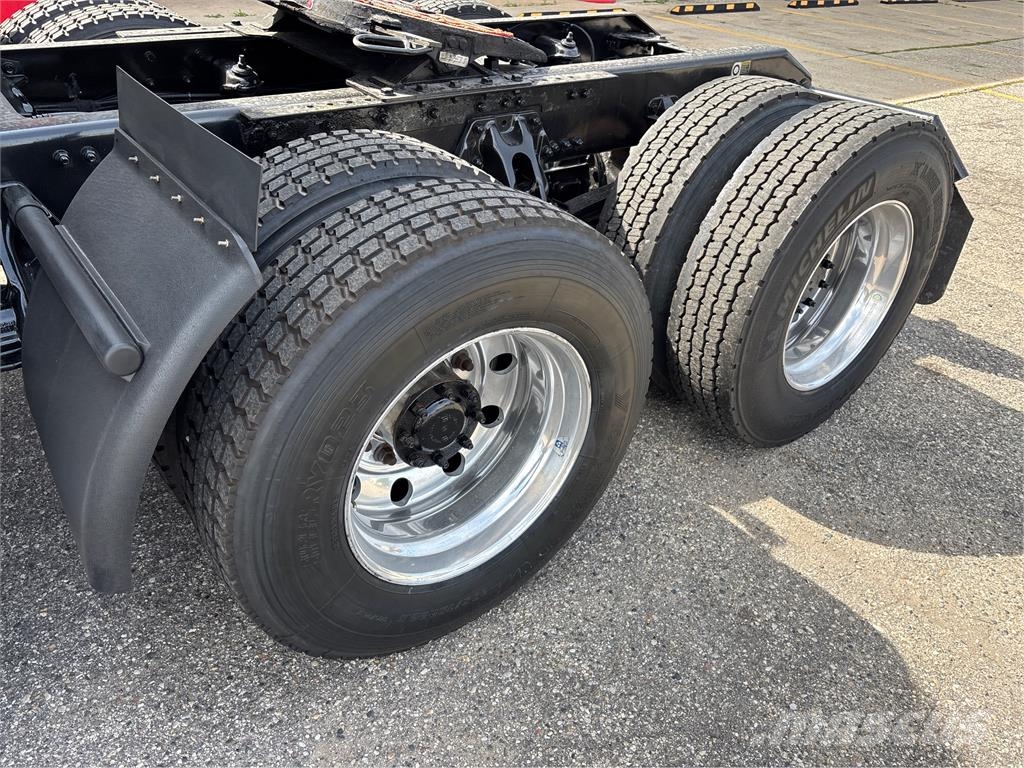 Kenworth T680 牵引车