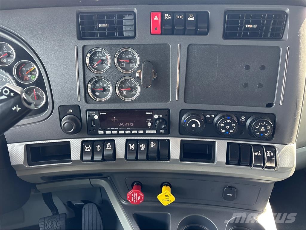 Kenworth T680 牵引车