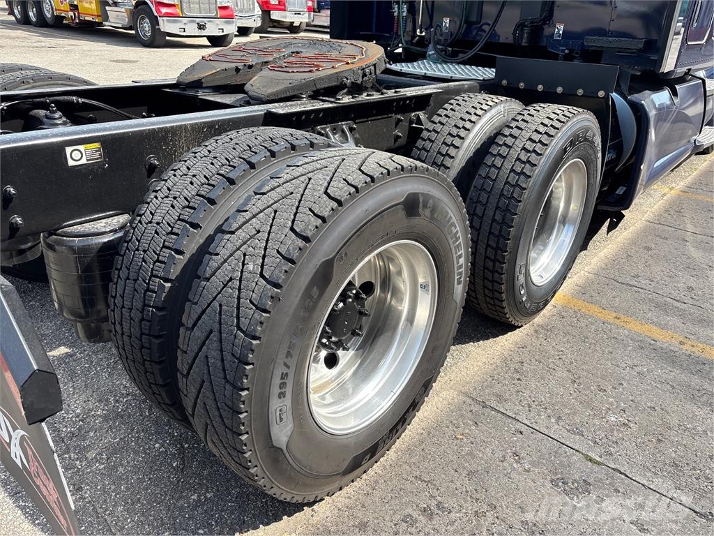 Kenworth T680 牵引车