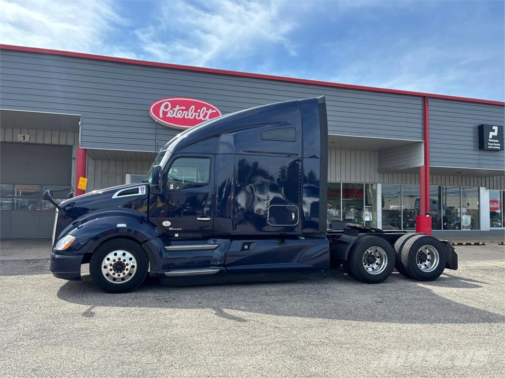 Kenworth T680 牵引车