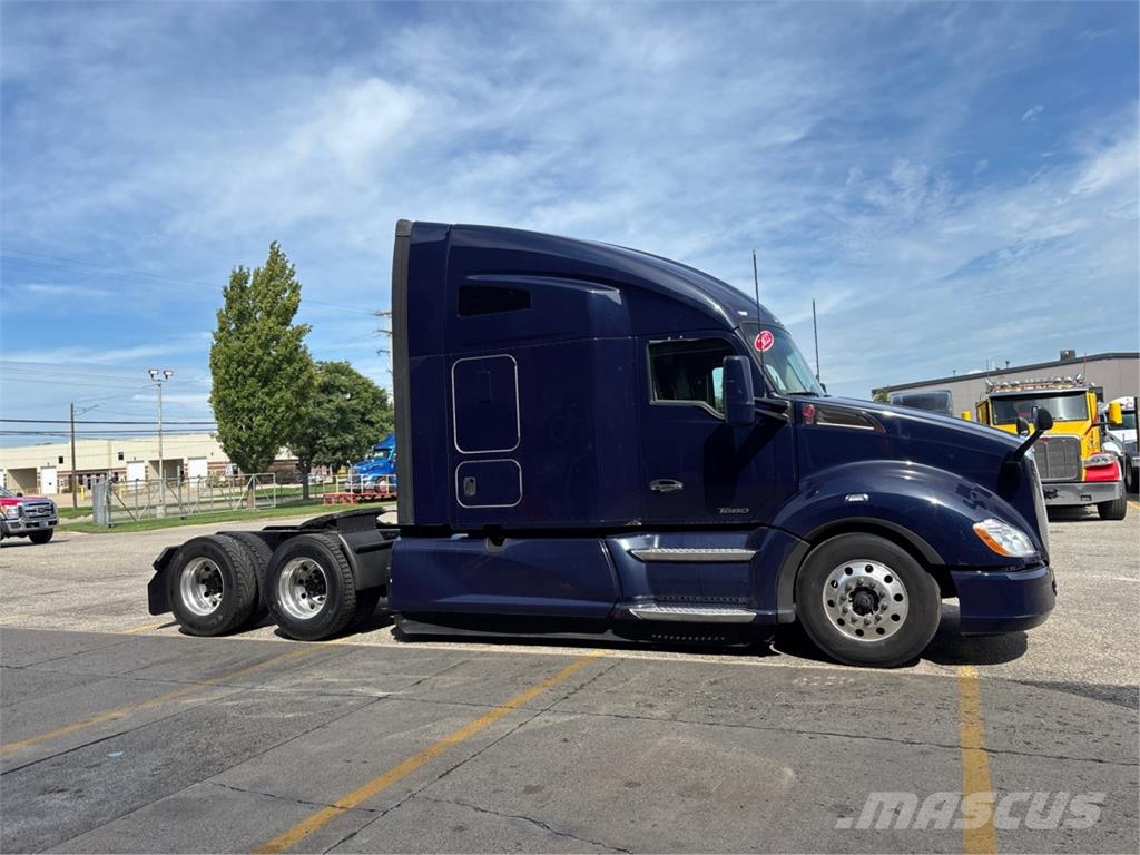 Kenworth T680 牵引车