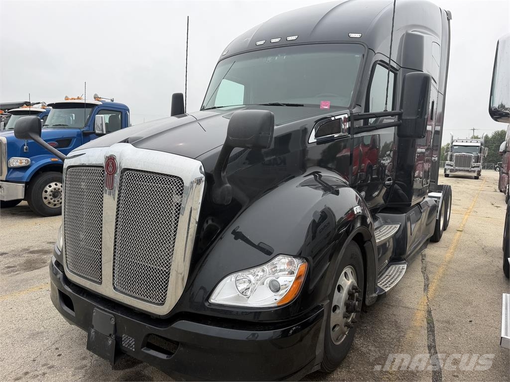 Kenworth T680 Motrici e Trattori Stradali