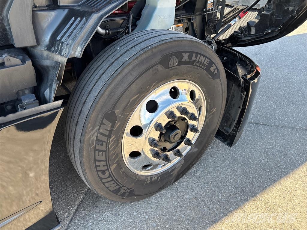 Kenworth T680 Naudoti vilkikai
