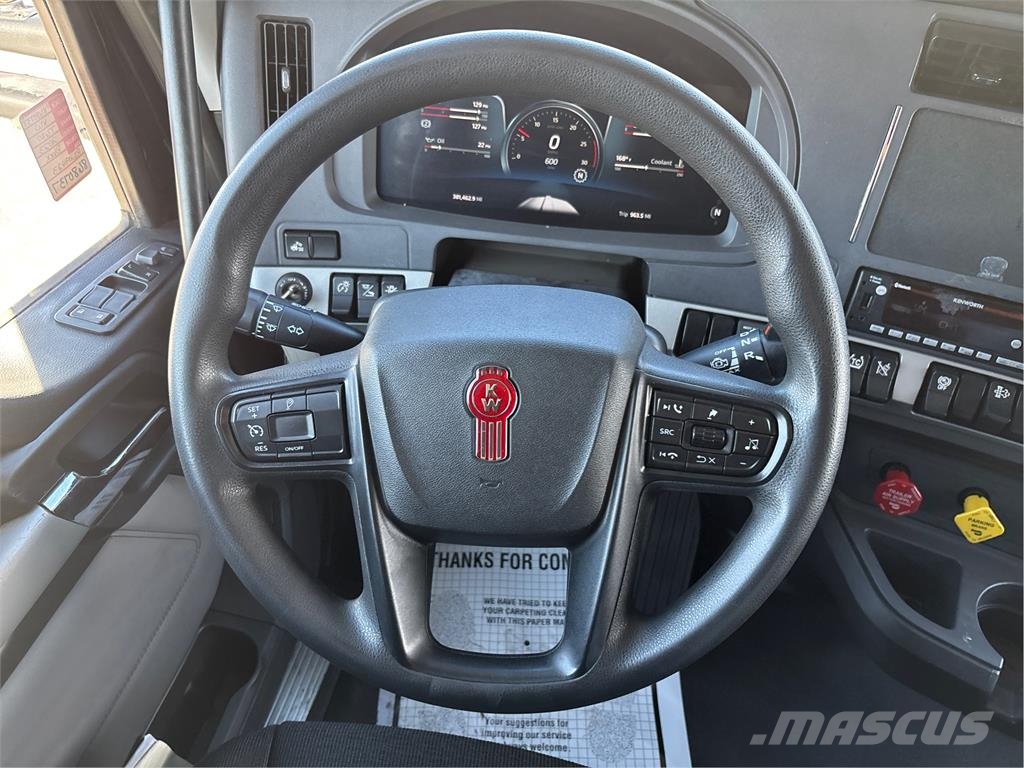 Kenworth T680 Naudoti vilkikai