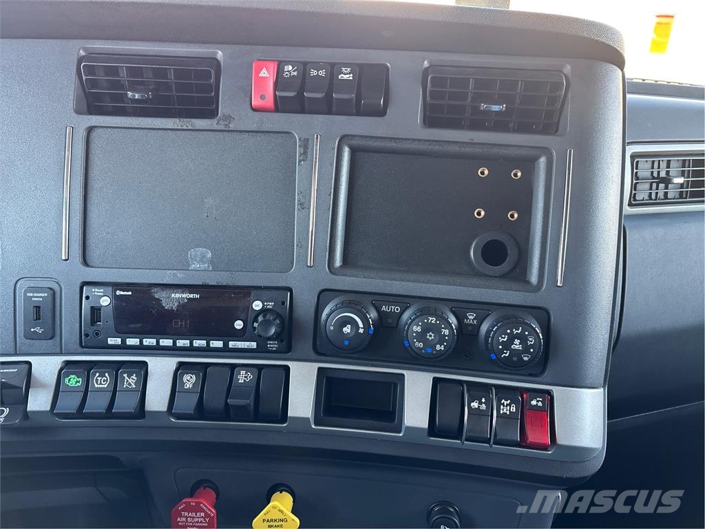 Kenworth T680 Naudoti vilkikai