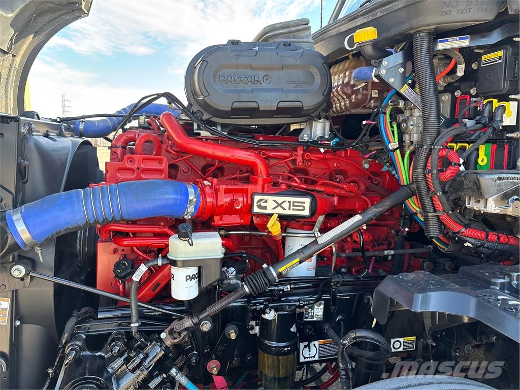 Kenworth T680 Naudoti vilkikai