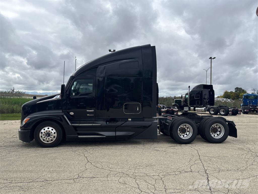Kenworth T680 Andere Fahrzeuge